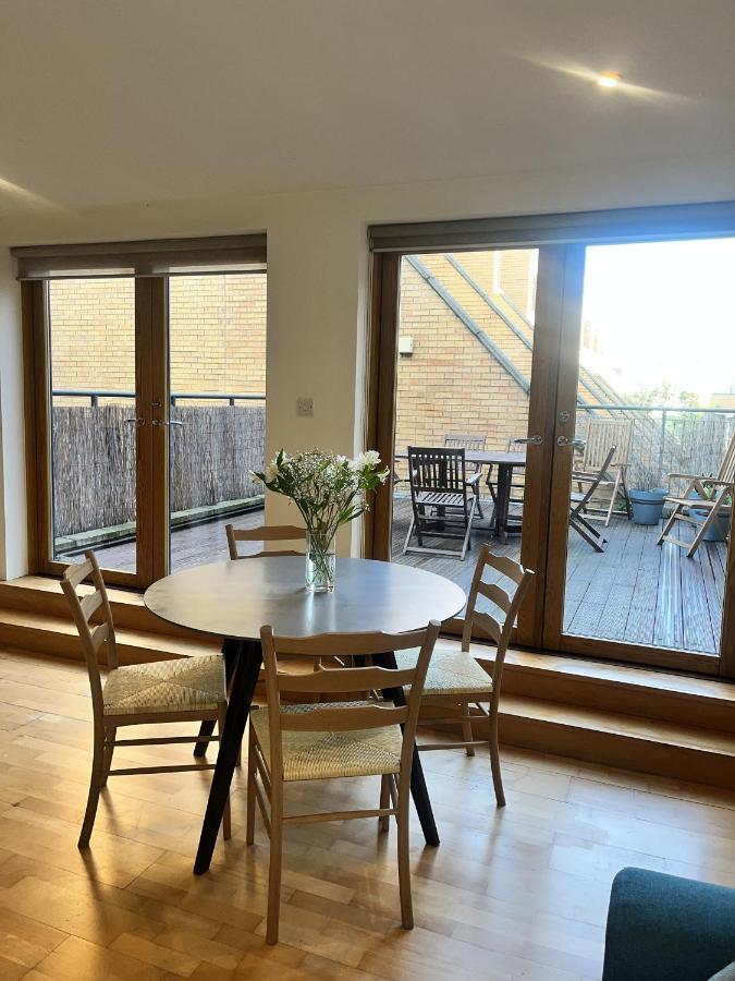 Spacious Mews Apartment, Clapham Londra Esterno foto
